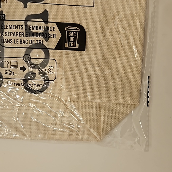 'This Bag Contains My Face' Cosmetic Travel Bag - Picture 2 of 3